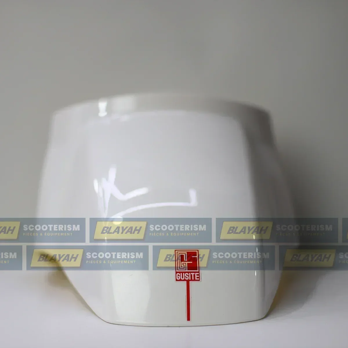 Garde-boue avant slc Capuccino white - Gusite - Pièce Scooter Tunisie